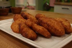 Malzemeler 15 Corba Kasigi Un 6 Corba Kasigi Yogurt 1 Cay Kasigi Tuz 1 Cay Kasigi Kabartma Tozu Bir Kaseye Un Yogurt Yemek Tarifleri Yeme Icme Yemek