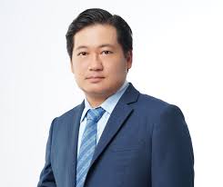 Xét tuyển học bạ thì cần đạt điều kiện sau:tổng điểm trung bình 3 môn trong 5 học kỳ liêp tiếp ở thpt từ 21 điểm trở lên* xét theo tổ hợp môn tương ứng với ngành đăng ký học tại trường đại học fpt. Lan Gio Má»›i Trong Ban Lanh Ä'áº¡o Cac Ngan Hang Viá»‡t