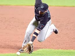 Check spelling or type a new query. Pelotero De Hielo Eddy Alvarez De Los Olimpicos A La Mlb