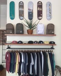 Diy rak almari baju dan susun atur tellingstoryabout me 01 10 2019 diy rak almari baju dan susun atur thursday october 01 2019 tutorial diy salam jerebu drawer tu saya naikkan kat atas supaya. 8 Diy Rak Baju Ideas Diy Pallet Furniture Closet Designs Clothing Store Interior