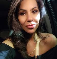 When to frost rolls: warm or cooled?