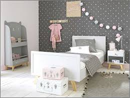 Deco Chambre Fille Theme Des Chat En 2020 Deco Chambre Chambre Enfant Chambre Bebe Maison Du Monde