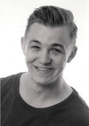 Erik Popp's Instagram, Twitter & Facebook