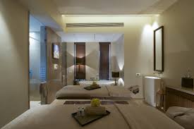 Bathroom decorating ideas can be a challenge when you're on a budget. Day Spa By Kdnd Studio Llp