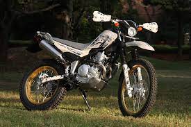 もう迷わないオフロードバイク選び セローならできる自分流スタイル ガルルweb オフロードバイク セロー オフロード