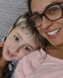 Há 11 anos meu coração bate fora do peito, você chegou e transformou tudo  em amor. , Hoje celebro a vida do meu maior orgulho, meu amor sem fim.  Feliz aniversário, filho! 🥳❤️, ., ., #felizaniversário ...