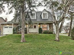 Lovely, spacious split entry bungalow with 3+1 bedrooms & 2 full renovated bathrooms, finished basement, double car garage in the prime westpark area. Dollard Des Ormeaux I Sold Duproprio