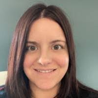 Deanne Rogers's Instagram, Twitter & Facebook