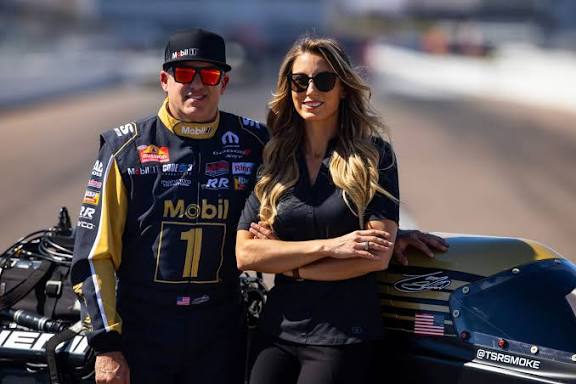 Tony Stewart’s Wife Provides Update After His Harrowing Crash