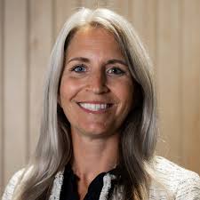 Caroline Flagg's Instagram, Twitter & Facebook