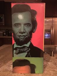 Ron Abraham's Instagram, Twitter & Facebook