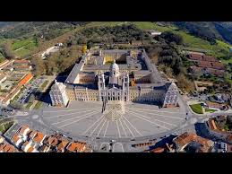 The royal palace occupies the noble floor of the mafra building and the 2 turrets. Mafra National Palace Aerial View Youtube