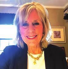 Peggy Tapley's Instagram, Twitter & Facebook