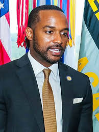 Adrian Perkins Facts for Kids