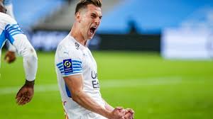 Arkadiusz milik is past his injury problems and finally ready for centre stage at napoli. Mercato Mercato Om Le Message Tres Troublant De Milik Sur Son Avenir