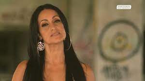 Rita foi um álbum da cantora portuguesa rita guerra, publicado em 2005 pela editora farol música. Rita Guerra Esta De Volta Aos Palcos E Estreou Um Novo Tema Video Em Destaque