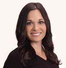 Laurie Blair's Instagram, Twitter & Facebook