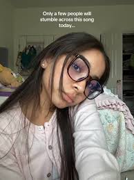 Joyce Estrada (@joyceestradamusic)