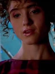 Nancy and Dustin Dance Stranger Things