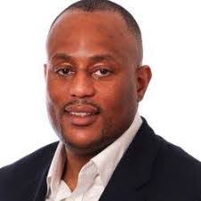 Ian Fine's Instagram, Twitter & Facebook