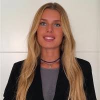 100+ perfiles de «Vicky Lozada»