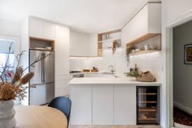Learn everything an expat should know about managing finances in germany, including bank accounts, paying taxes, getting insurance and investing. 75 Beautiful Small Kitchen Ideas Designs September 2021 Houzz Au