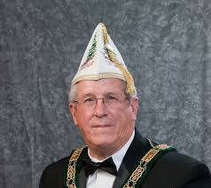 Walter Manhart's Instagram, Twitter & Facebook