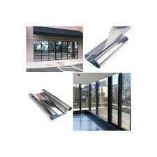 Yansımalı cam filmlerinin kısmen saydam metal tabakasıyla aynaya benzer bir görüntüsü vardır ve aynı zamanda aynalı cam filmi olarak da gündüzleri dış aydınlanmayı (ışık yoğunluğu olan taraf) ve gece boyunca da bunun tersini engellerler. Newdizayn Aynali Cam Filmi Amerikan 60 Cm X 3 M Fiyati