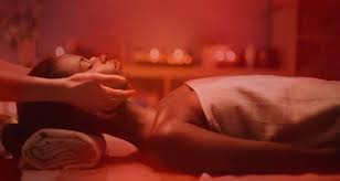 Health Benefits Of Red Light Therapy And How To Get It