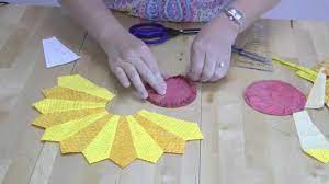 Video tutorial how to make a dresden plate quilt in these youtube quilting videos, carolyn wainscott demonstrates how to create dresden plate quilts. Dresden Plate Quilt Block Tutorial Youtube
