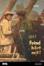 1943-1944 circa Erich Ludwig Stahl Plakat zur Anti-Spionage-Kampagne  ''Feind hört mit'', Die vierte Gruppe macht jetzt ...; WW Stock Photo