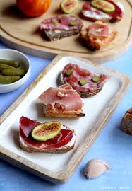Tartines Aperitives Au Jambon Sec Coppa Et Rosette Recette Jambon Sec Alimentation Aperitif