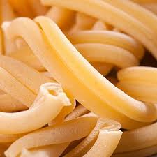 Spaghetti les pâtes aux œufs légères de haute qualité sont fabriquées par exemple depuis plus de 100 ans selon la. Pates Artisanales Italiennes Gustini Epicerie Fine