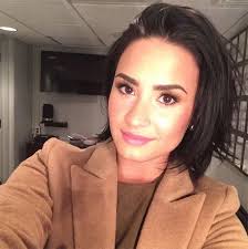 • 9,3 млн просмотров 8 лет назад. Demi Lovato S Skin On Snl Gorgeous Glow As Musical Guest Her Skin Secrets Hollywood Life