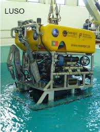 Rovs are unoccupied, highly maneuverable underwater machines that can be used to explore ocean depths while being operated by someone at the water surface. You Don T Have To Be An Engineer To Understand Remotely Operated Vehicles Rovs Deepco