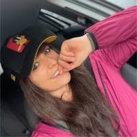 70+ profili “Ramona”