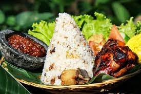 Nasi Liwet Sunda Komplit Gurih Pulen Dan Enak Topwisata Recipe Resep Nasi Resep Masakan Indonesia Makanan