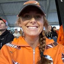 AbigailHoopingarner (@AAHoopingarner)