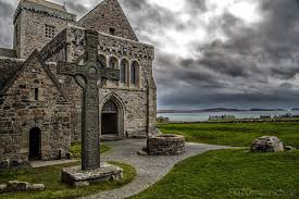 Iona Abbey Church St Columba S Shrine Left St John S Cross Front Isle Of Iona Iona St Columba