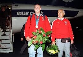 Born 1 july 1976 in poznań) is a retired polish hammer thrower and an olympic gold medal winner from sydney 2000.he also won a gold medal at the 2001 world championships in edmonton with a career best throw of 83.38 metres, and two silvers at the 2005 and 2009 editions in helsinki and berlin respectively. Miarka Sie Przebrala Poznan Nasze Miasto