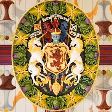 The devolved government for scotland has a range of responsibilities that include: Schottlands Flagge Und Wappen Lowen Einhorner Und Disteln