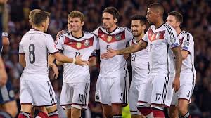 Bundestrainer joachim löw hat die 26 spieler verkündet, die für deutschland mit zur europameisterschaft fahren. Em 2016 Der Finale Kader Von Deutschland Fussball Em