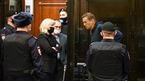 Симоновский суд москвы на выездном заседании в мосгорсуде удовлетворил просьбу о алексей навальный в московском областном суде. Sud Schitaet Predstavlenie Fsin Podlezhashim Udovletvoreniyu Navalnogo Prigovorili K 3 5 Goda Tyuremnogo Zaklyucheniya Rt Na Russkom