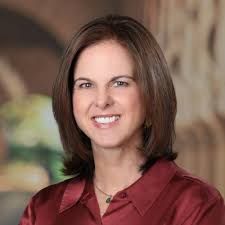 This night was magic ✨ On behalf of Omidyar Network I hosted 30 creatives  for dinner to discuss the impact and potential of AI