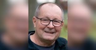 Dale Ricker's Instagram, Twitter & Facebook