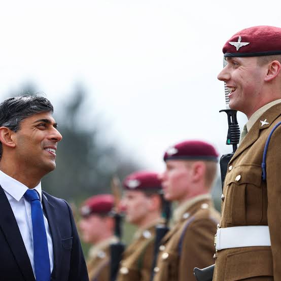 UK's Sunak eyes national service: What is it and which countries have it? | Explainer News | Al Jazeera