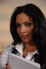 هكذا سيكون زفاف نادين نسيب نجيم lebanese women beauty arabian beauty