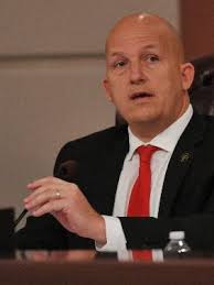 Port St. Lucie approves 66% pay hike for mayor, 41% jump for council