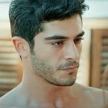 🌟MAHUM🌟 (@mahumwrites)