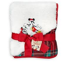The most common mickey fleece throw material is fleece. Mickey And Minnie Mouse 50 X 60 Fleece Throw Holiday Disney Throw Disney Blanket Disney Christmas Tree Mickey Christmas
